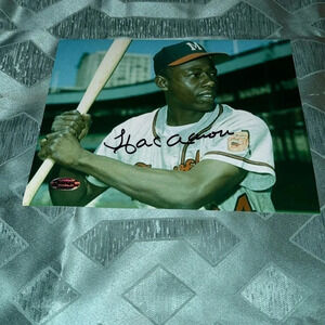 Hank Aaron Signed Autographed Atlanta Braves